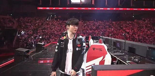 NS鏖战TES,Faker关键团战开团秒人宿敌对决全球总决赛,引爆全场热议的简单介绍 NS鏖战TES,Faker关键团战开团秒人宿敌对决全球总决赛,引爆全场热议的简单介绍