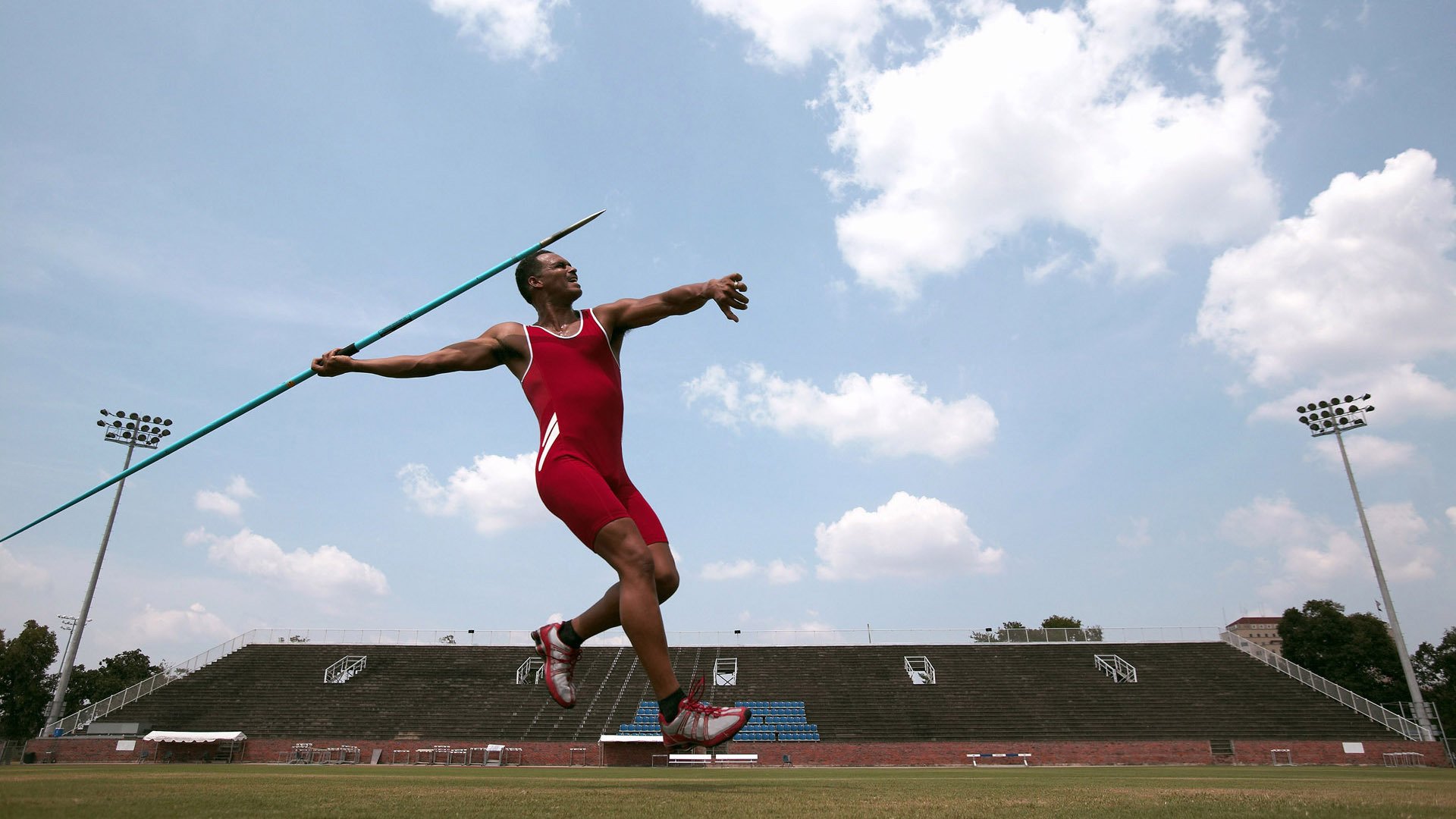 绝境三分定乾坤!拉梅洛末节19分拯救吉林,独行侠致命失误葬送好局